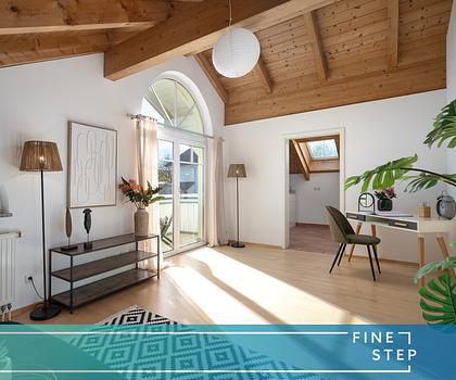 Exklusives Wohnjuwel mit Weitblick über Felder - Familienwohnung mit drei Sonnenbalkonen