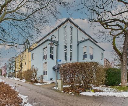 ZUR KAPITALANLAGE: Charmante Maisonette-Galerie-Wohnung mit Balkon in Taufkirchen