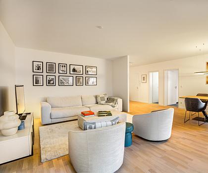 Urbane Toplage in Isarnähe: Stylisches 3-Zimmer-Stadtdomizil mit Balkon