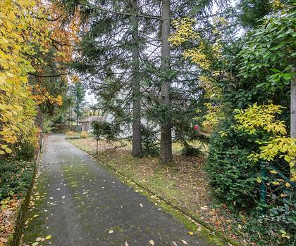 Charmantes Einfamilienhaus mit Erweiterungspotenzial auf großzügigem Grundstück