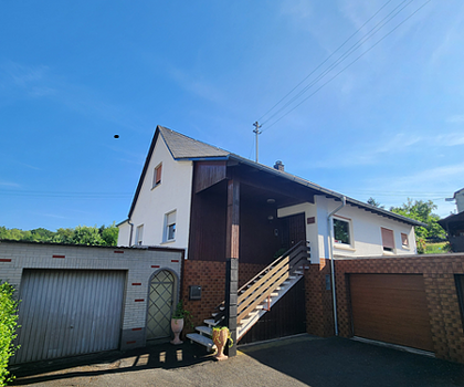 Idar-Oberstein Stadteil - viel viel Haus fürs Geld..und jede Menge Grün drum rum