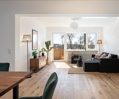 Geräumige Wohnung in bester Lage- Blick in die Berge inklusive