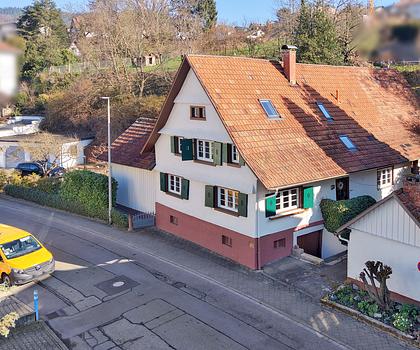 Wohnen mit Geschichte – hochwertig saniertes Fachwerkhaus mit viel Raum