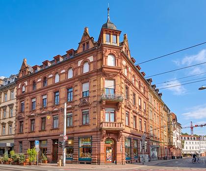 Altbau-Liebe: Repräsentative 3-Zimmer-Wohnung in historischem Anwesen - Heidelberg-Neuenheim