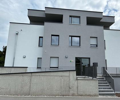 HEGERICH: Wohnträume werden wahr – Stilvolle Neubauwohnung mit sonnigem Balkon