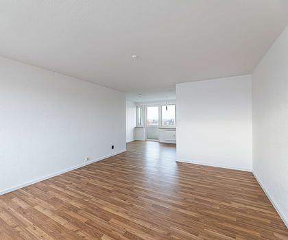 HEGERICH: Lichtdurchflutete 3 Zimmerwohnung mit wunderschönem Blick über Nürnberg!