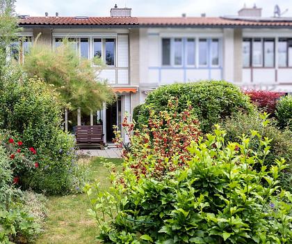 Johanneskirchen – Entzückendes RMH in günstiger Erbpacht inkl. Stellplatz