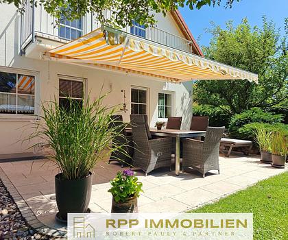 Gartenparadies: Renoviertes Einfamilienhaus mit Südwest-Terrasse, Lounge und Außenküche