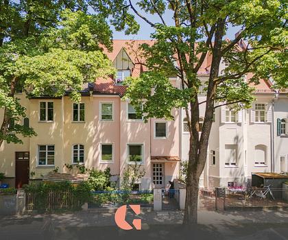 Denkmalgeschütztes Stadthaus in bester Lage von Nymphenburg