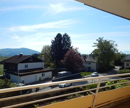 2 Zimmer Mietwohnung mit schönem Bergblick in 83410 Laufen - frei ab 01.09.2026 - Aufzug vorhanden
